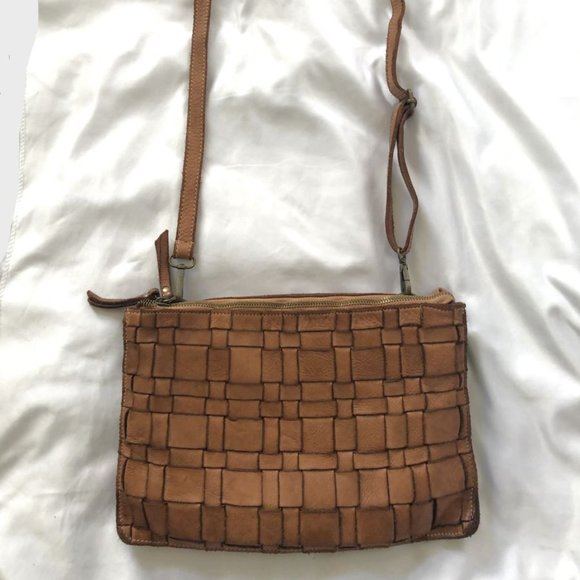 Costanza Rota Handbags - Costanza Rota Tan Woven Leather Cross Body